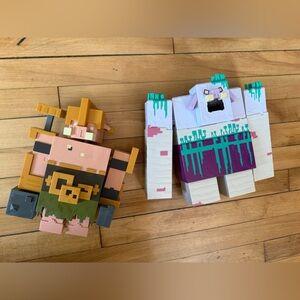 Minecraft‎ action figure bundle-legends Devourer and portal guard 10”